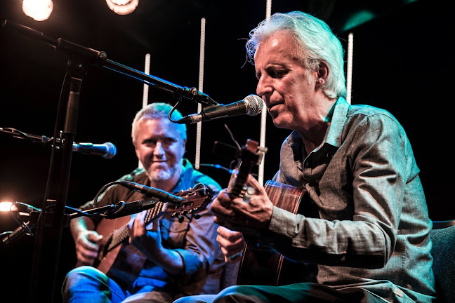 Medio y Medio - Punta Ballena