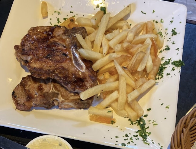 Sumo resto cafe - Gastronomía y hostelería