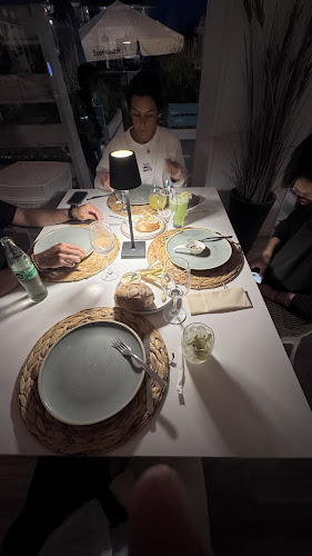 Comentarii opinii despre Jacinta Resto Manantiales