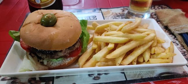 Gral. Flores 382, 70000 Col. del Sacramento, Departamento de Colonia