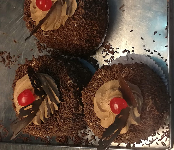 Opinii despre Panaderia y Confiteria Le Blé în Maldonado - Gastronomía y hostelería