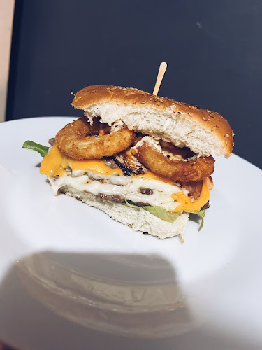 Cervantes Saavedra 1174, 50000 Salto, Departamento de Salto