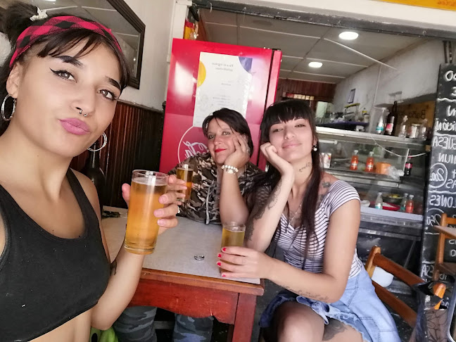 Opinii despre Rotisería La Gruta în Las Piedras - Gastronomía y hostelería