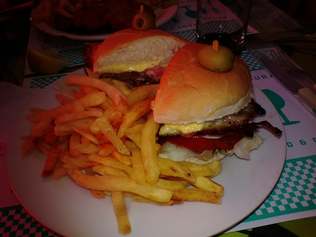 Parador El Hornero - Gastronomía y hostelería