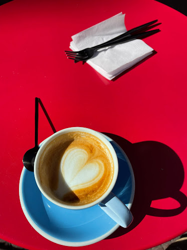 Comentarii opinii despre Sometimes Sunday