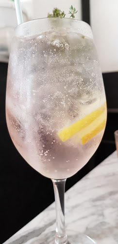 Sarandí 349, 11000 Montevideo, Departamento de Montevideo