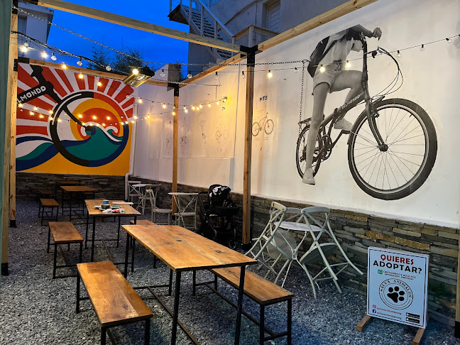 Calle 27 entre 18 y 20, 20100 Punta del Este, Departamento de Maldonado