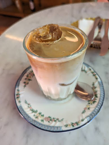 Comentarii opinii despre Albertine