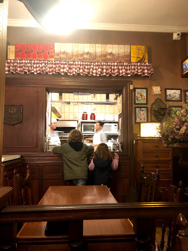 4W3G+MV5, 11400 Montevideo, Departamento de Montevideo