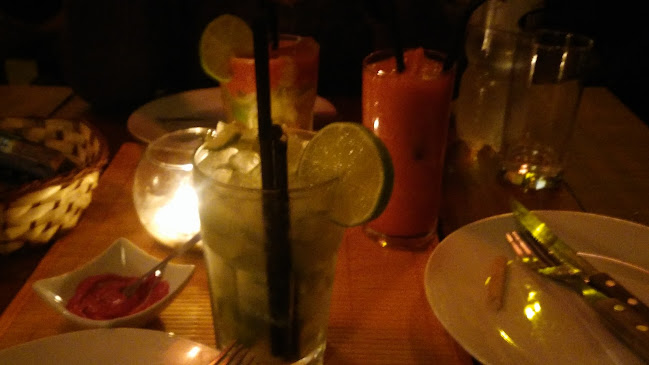 Comentarii opinii despre Tazu Bar Cultural