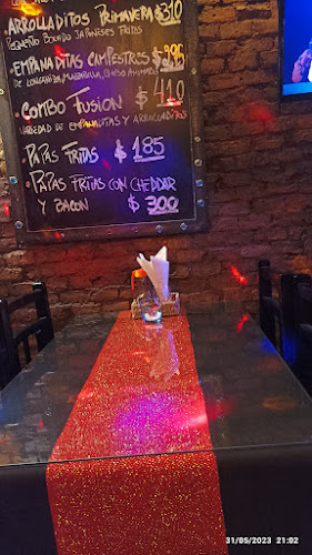 Opinii despre Fusion Restaurant în Chuy - Gastronomía y hostelería