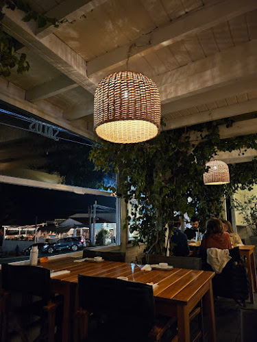 Ruta 10 entre s Sirenas y Los Remansos, calle a Playa La Barra, 20001 La Barra - Punta Del Este