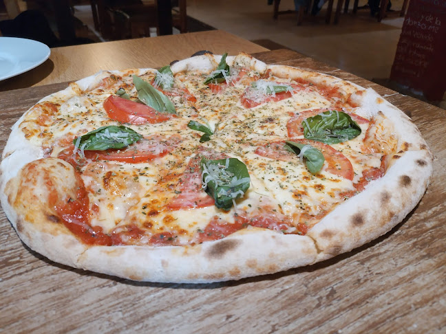 LA ESQUINITA GASTRONOMIA