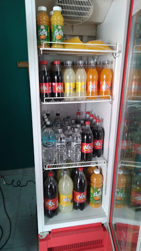 Opinii despre LO DE SANDRA ROTISERIA - COMIDA CASERA în Salto - Gastronomía y hostelería