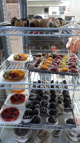 Opinii despre MALÚ - Panadería, Confitería y Rotisería în Montevideo - Gastronomía y hostelería