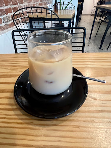 Comentarii opinii despre Idóneo Café