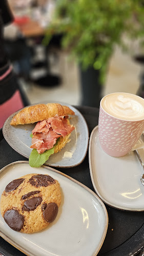 Soho, Constituyente 2026, 11200 Montevideo, Departamento de Montevideo