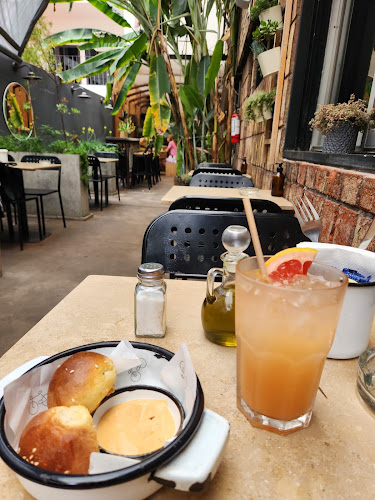 Comentarii opinii despre La Bicicleta Café