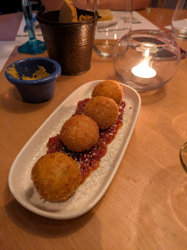 Comentarii opinii despre Bruta