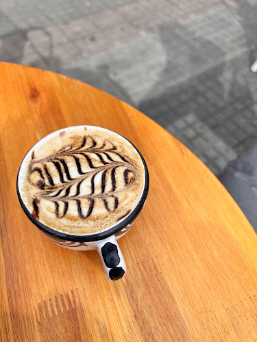 Comentarii opinii despre Colonia Sandwich Coffee Shop