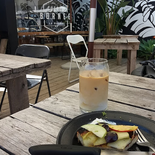 Comentarii opinii despre Borneo Coffee