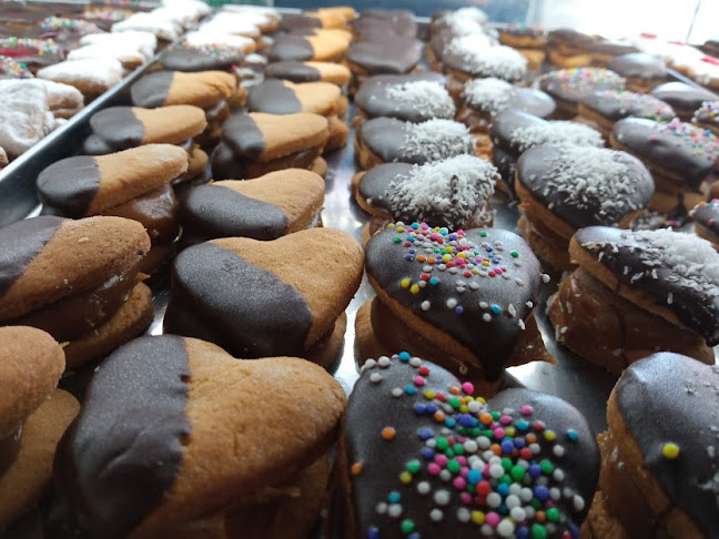 Confitería y Panadería Salou - Pinamar