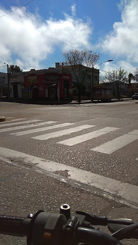 Opinii despre el pochito pizzería în Salto - Gastronomía y hostelería