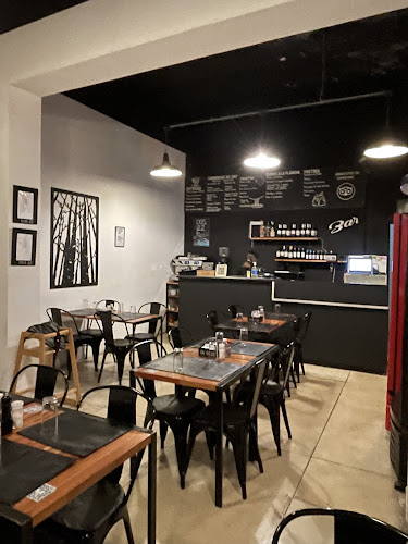 Opinii despre DOS 22 Restaurante în Col. del Sacramento - Gastronomía y hostelería