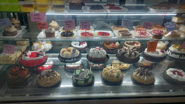 Comentarii opinii despre Panadería y Confitería Calo