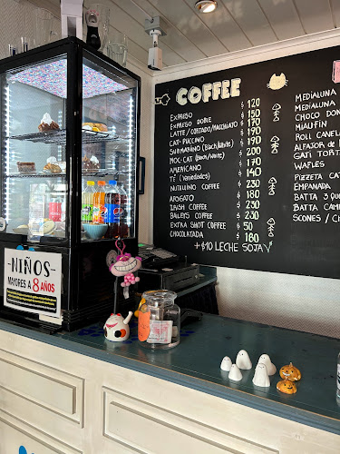 Comentarii opinii despre ADRIANUZCA'S CAT CAFÉ ☕🐈