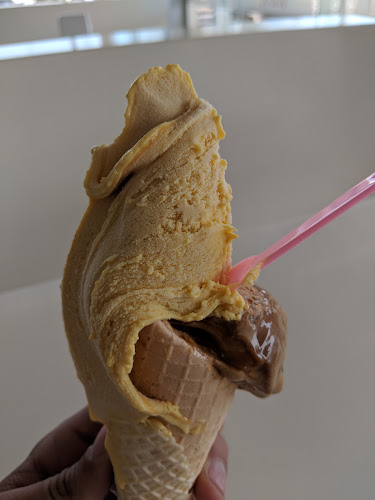 Comentarii opinii despre Heladería "Un’altra Volta"