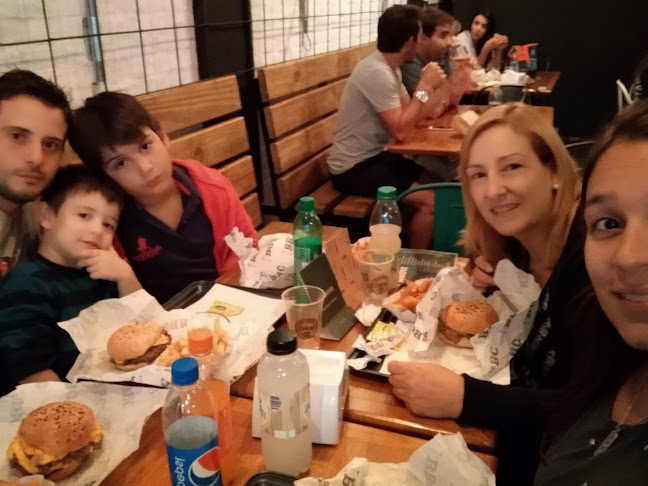 BBC - Burger & Sushi Las Piedras - Gastronomía y hostelería