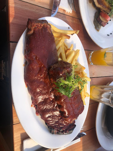 Muelle 3 - Gastronomía y hostelería