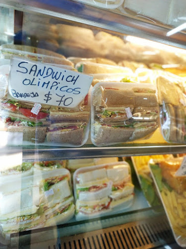 Opinii despre Socol Panadería Confitería în Montevideo - Gastronomía y hostelería