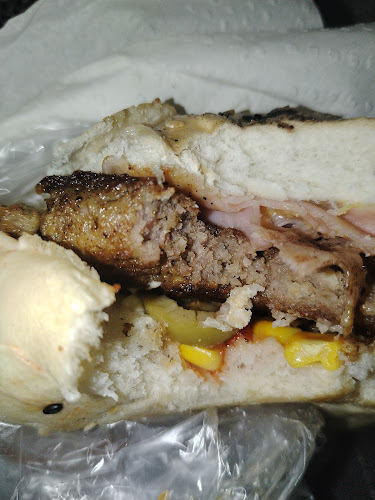 Opinii despre City Burger în Montevideo - Gastronomía y hostelería