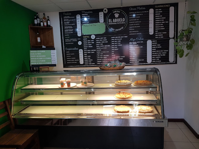 Opinii despre Rotiseria El Abuelo în Col. del Sacramento - Gastronomía y hostelería