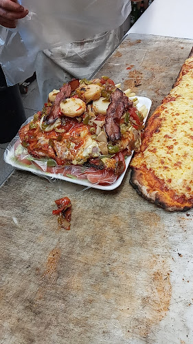 Opinii despre Pizzería Zapican în Montevideo - Gastronomía y hostelería