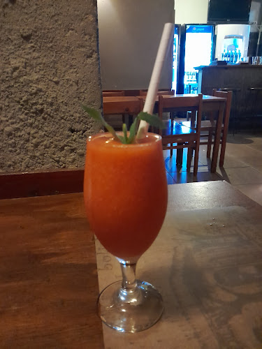 Av. Luis Alberto de Herrera 4297, 11700 Montevideo, Departamento de Montevideo