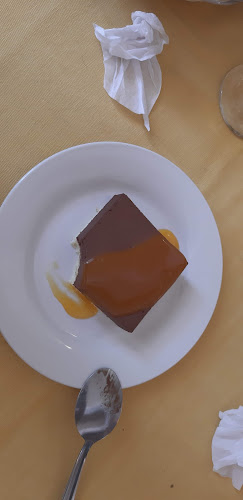 Opinii despre Salón Comedor del Parque Ute-Antel în Minas - Gastronomía y hostelería