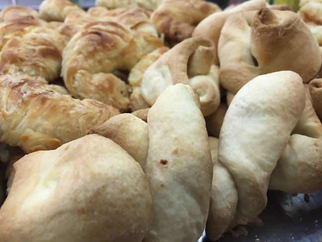 Panadería y Confitería Torre Eiffel