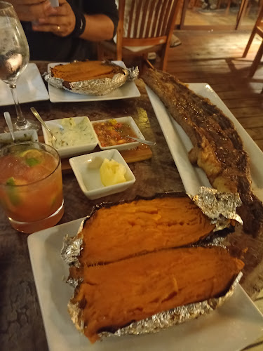 Restaurant y parrillada La Cava - Punta del Este