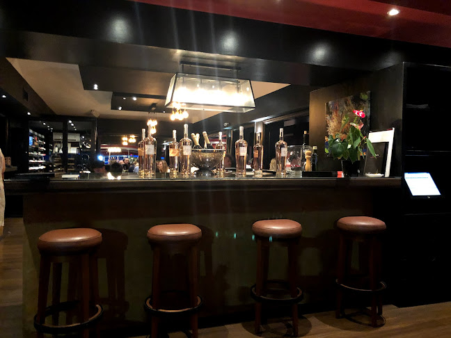 Comentarii opinii despre Isidora