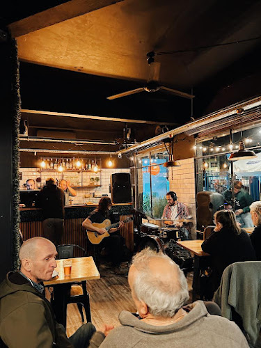 Comentarii opinii despre Johnny Day's - American Pizza & Burgers