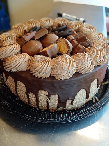 Panaderia Y Confiteria La Nueva Don Apolo