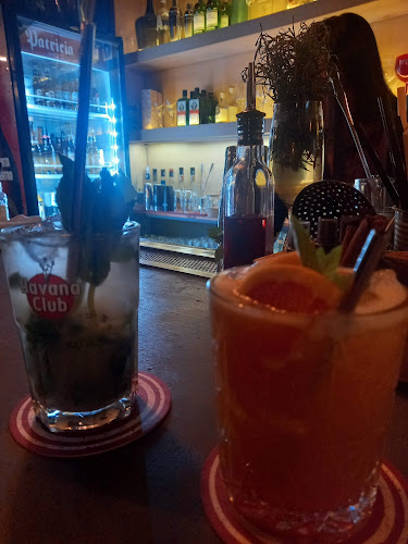 Nueve Noventa Bar - Gastronomía y hostelería