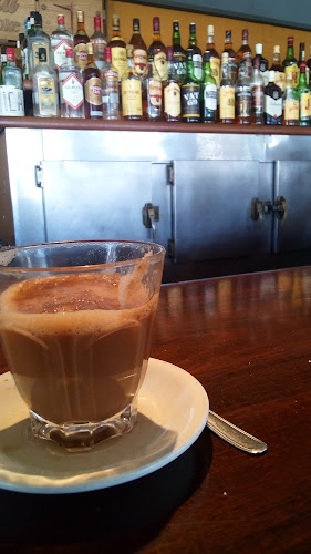 Opinii despre Bar La Cruz în Montevideo - Gastronomía y hostelería