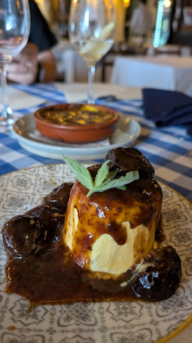 Comentarii opinii despre Leonardo Etxea