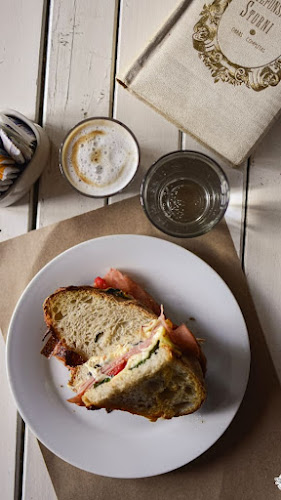 Opinii despre La casa de al Lado în Rocha - Gastronomía y hostelería