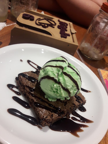 Opinii despre Dharma Café în Rivera - Gastronomía y hostelería