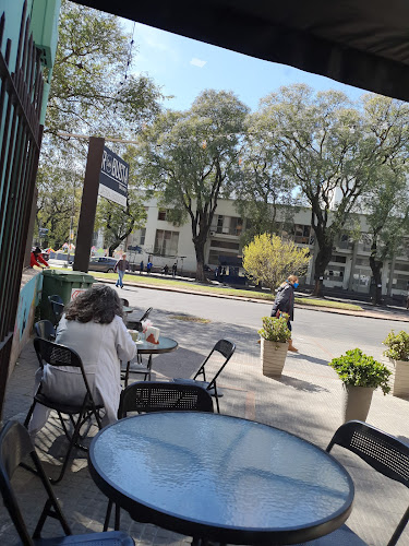 Opinii despre Robusta Café în Montevideo - Gastronomía y hostelería
